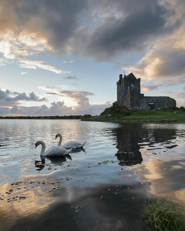 Tigh Noor - Escape To Kinvara By The Sea! Galway Extérieur photo